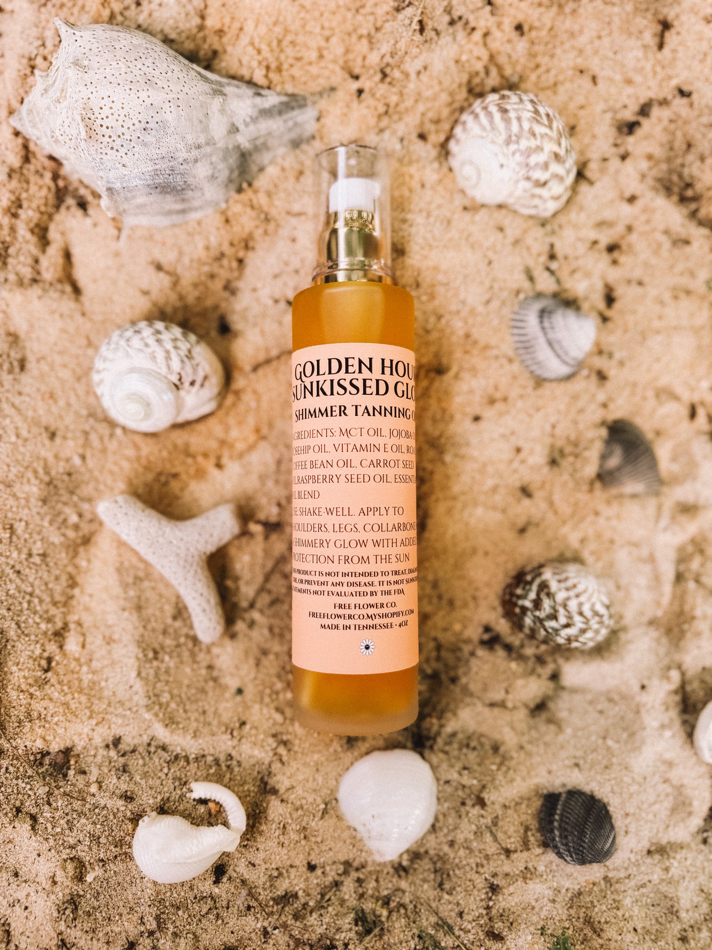 Golden Hour: Sunkissed Glow. Shimmer Tanning oil